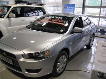 2009 Mitsubishi Lancer Pics