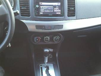 2009 Mitsubishi Lancer Pictures