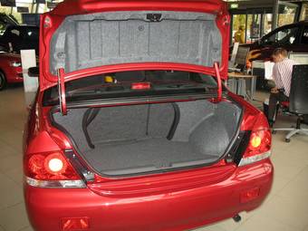2009 Mitsubishi Lancer Pictures