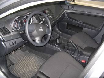 2009 Mitsubishi Lancer Wallpapers