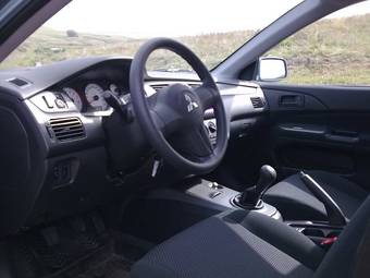 2009 Mitsubishi Lancer Pictures