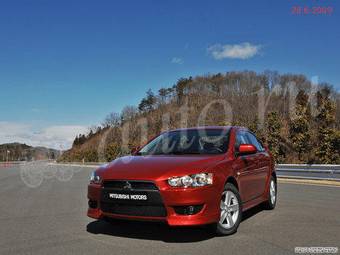 2010 Mitsubishi Lancer Photos