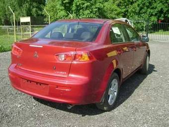 2010 Mitsubishi Lancer Photos