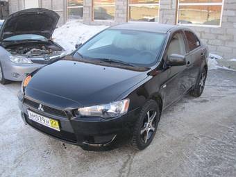 2010 Mitsubishi Lancer Photos