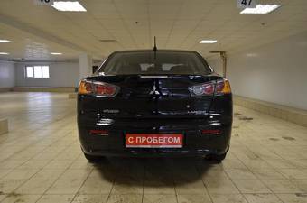 2010 Mitsubishi Lancer Photos