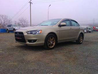 2010 Mitsubishi Lancer Photos