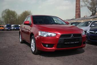 2010 Mitsubishi Lancer Pictures