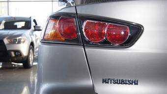 2011 Mitsubishi Lancer Pictures