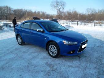 2011 Mitsubishi Lancer Pictures