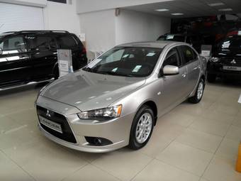 2011 Mitsubishi Lancer Photos