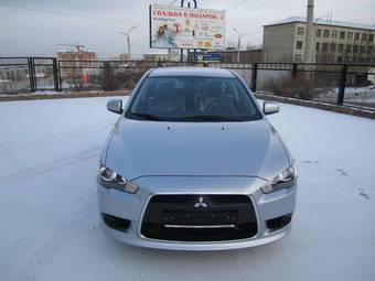 2011 Mitsubishi Lancer Photos