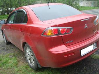 2012 Mitsubishi Lancer Pictures