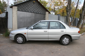 1995 Mitsubishi Lancer Cedia