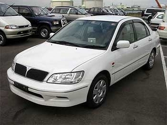 2000 Mitsubishi Lancer Cedia