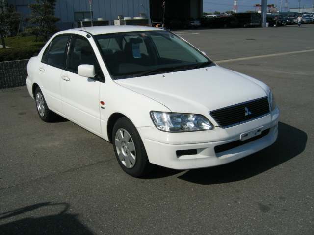 2000 Mitsubishi Lancer Cedia