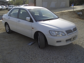 2000 Mitsubishi Lancer Cedia