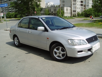 2000 Mitsubishi Lancer Cedia