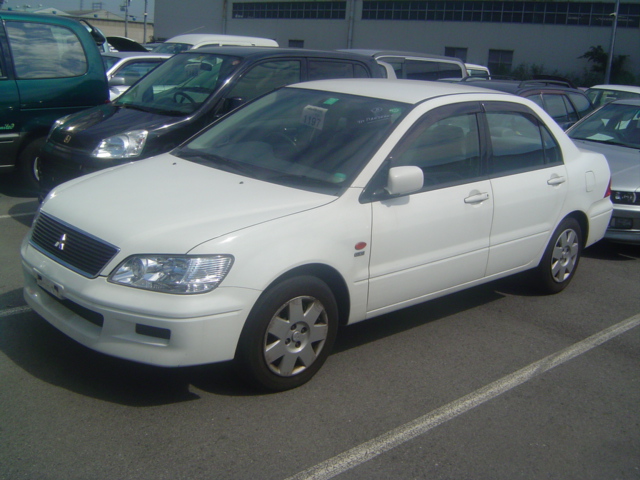 2000 Mitsubishi Lancer Cedia