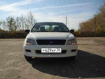 2000 Mitsubishi Lancer Cedia