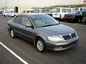 2000 Mitsubishi Lancer Cedia