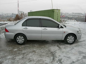 Mitsubishi Lancer Cedia