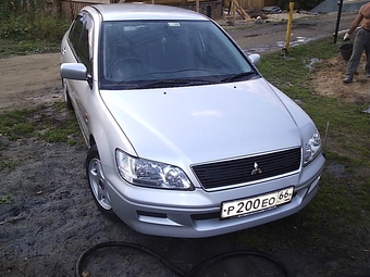 2000 Mitsubishi Lancer Cedia