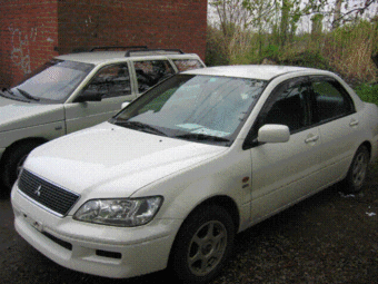 2000 Mitsubishi Lancer Cedia