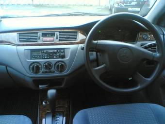 Mitsubishi Lancer Cedia