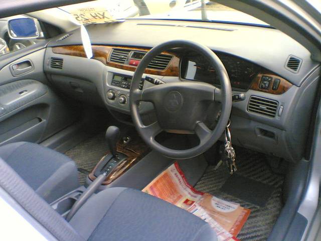 2000 Mitsubishi Lancer Cedia