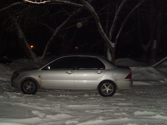 2000 Mitsubishi Lancer Cedia
