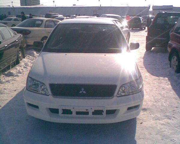 2000 Mitsubishi Lancer Cedia