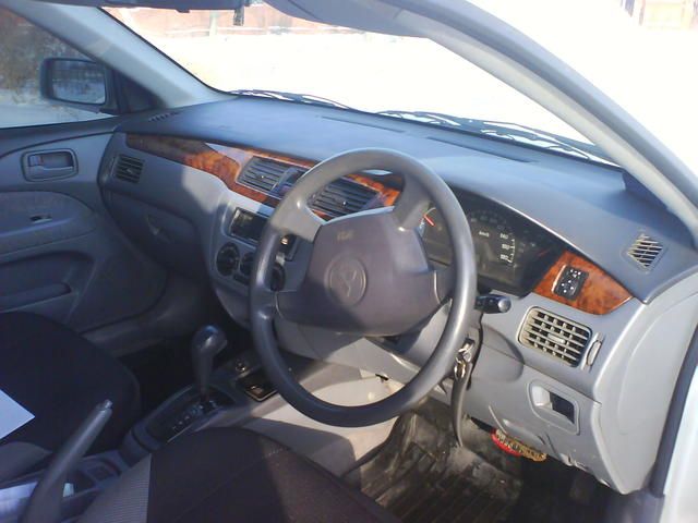 2000 Mitsubishi Lancer Cedia