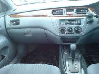 Mitsubishi Lancer Cedia