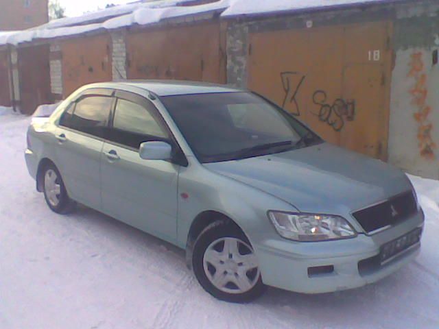 2000 Mitsubishi Lancer Cedia
