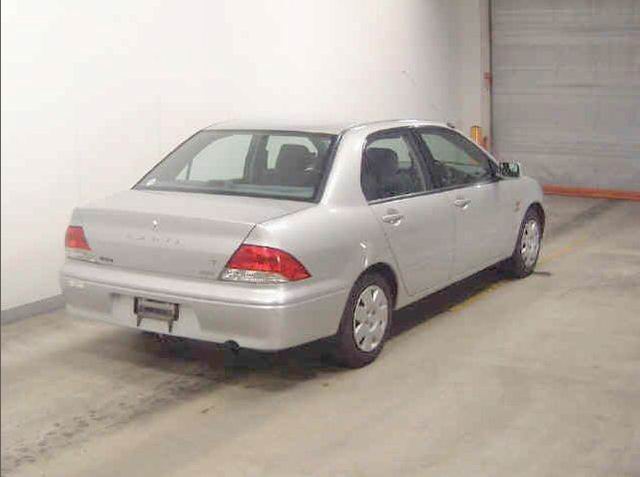 2000 Mitsubishi Lancer Cedia Images