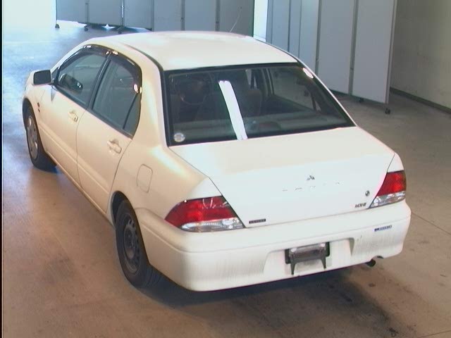 2000 Mitsubishi Lancer Cedia Wallpapers