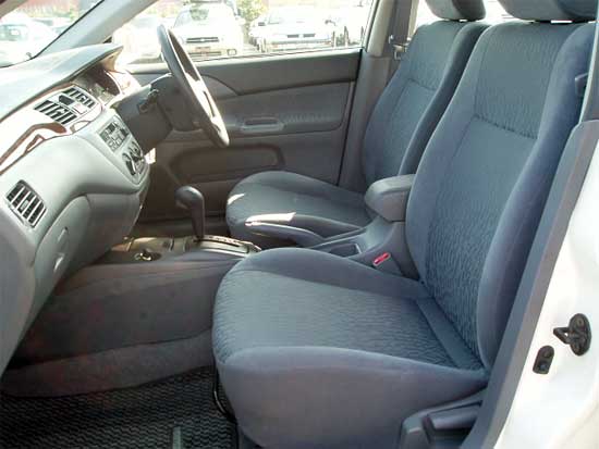2000 Mitsubishi Lancer Cedia For Sale