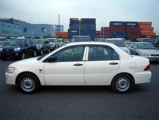 2000 Mitsubishi Lancer Cedia Wallpapers