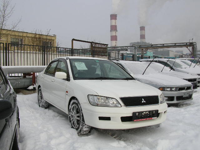 2000 Mitsubishi Lancer Cedia