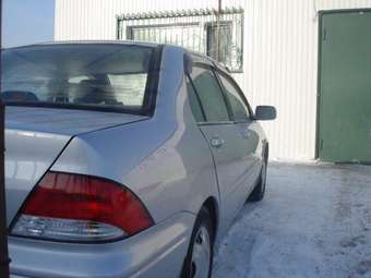 2000 Mitsubishi Lancer Cedia Pictures