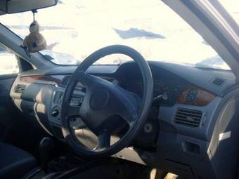 2000 Mitsubishi Lancer Cedia Pictures