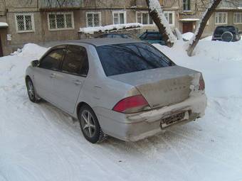 2000 Mitsubishi Lancer Cedia Pictures