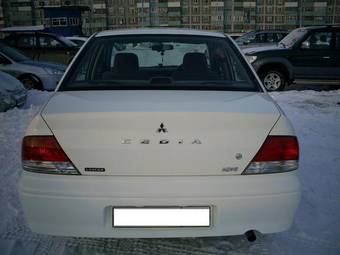 2000 Mitsubishi Lancer Cedia Pictures