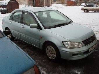 2000 Mitsubishi Lancer Cedia Pictures