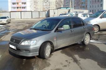 2000 Mitsubishi Lancer Cedia Pics