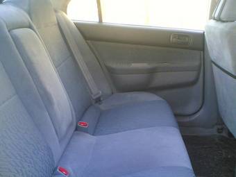 2000 Mitsubishi Lancer Cedia Pics
