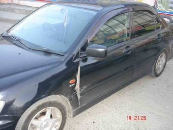 2000 Mitsubishi Lancer Cedia Images