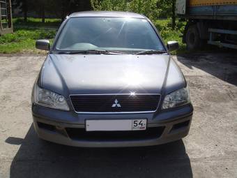 2000 Mitsubishi Lancer Cedia Photos