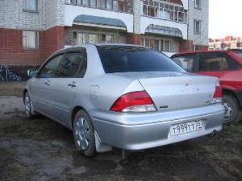 2000 Mitsubishi Lancer Cedia Pictures