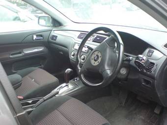 2000 Mitsubishi Lancer Cedia Photos